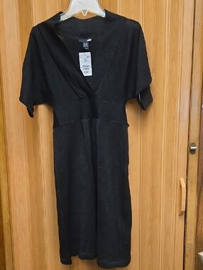 H&M Black V-Neck Midi Dress with Short Sleeves